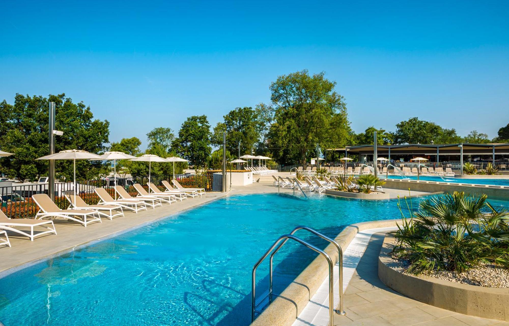Aminess Planet Camping Maravea Resort - Pitches Novigrad  Ngoại thất bức ảnh